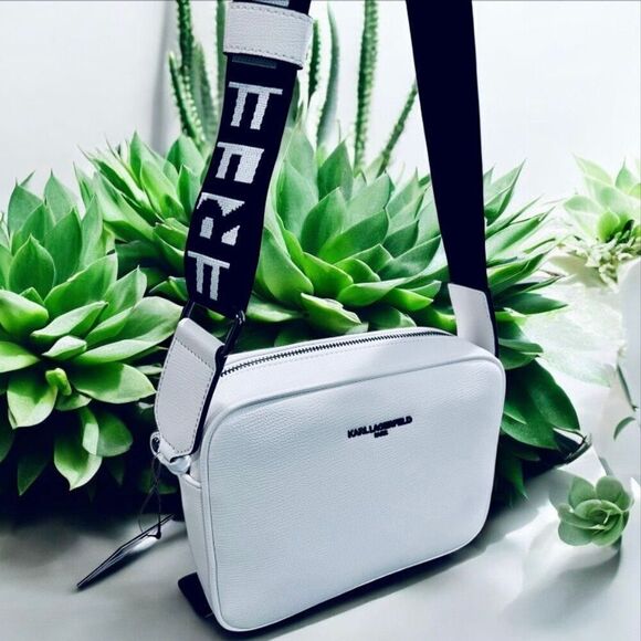 NWT Rare Gorgeous KARL LAGERFELD White Maybelle Camera Crossbody Bag in Gift Box - Picture 1 of 14